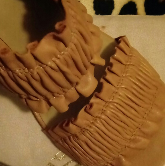 Shoes - Picture 2 of 4